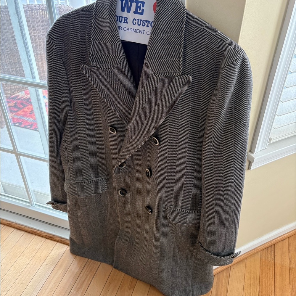 Men's Wool Herringbone Double-Breasted Coat